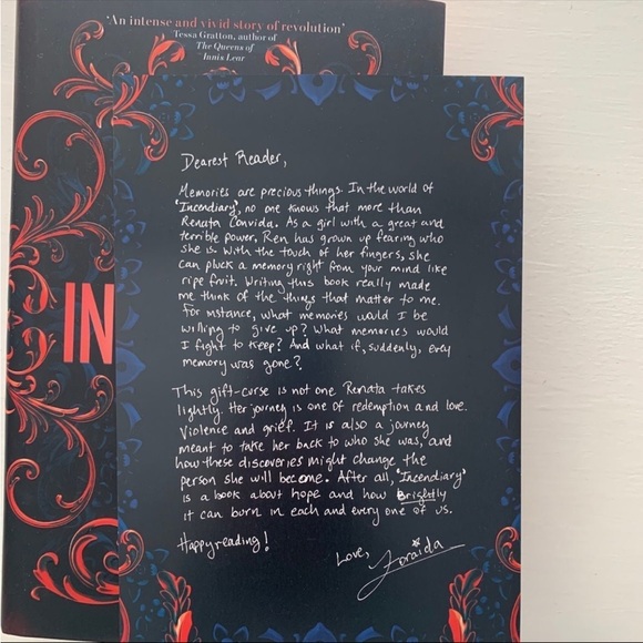 Incendiary Zoraida Cordova Fairyloot Special Edition Signed - Picture 4 of 6